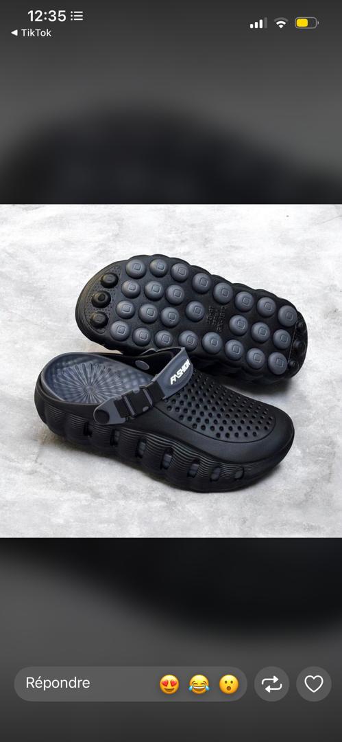 Crocs - Vue 1