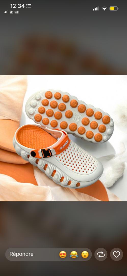 Crocs - Vue 3