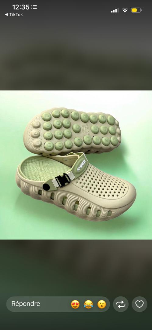 Crocs - Vue 5